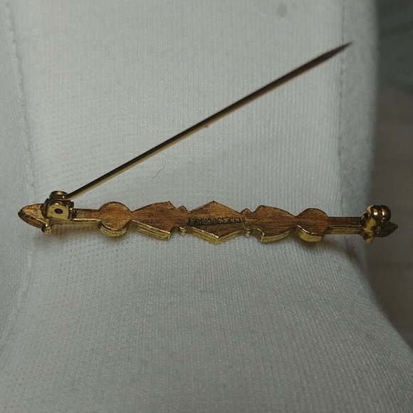 Vintage 1960's Accessocraft NYC Gold Toned Bar Pin Brooch - Picture 5 of 5